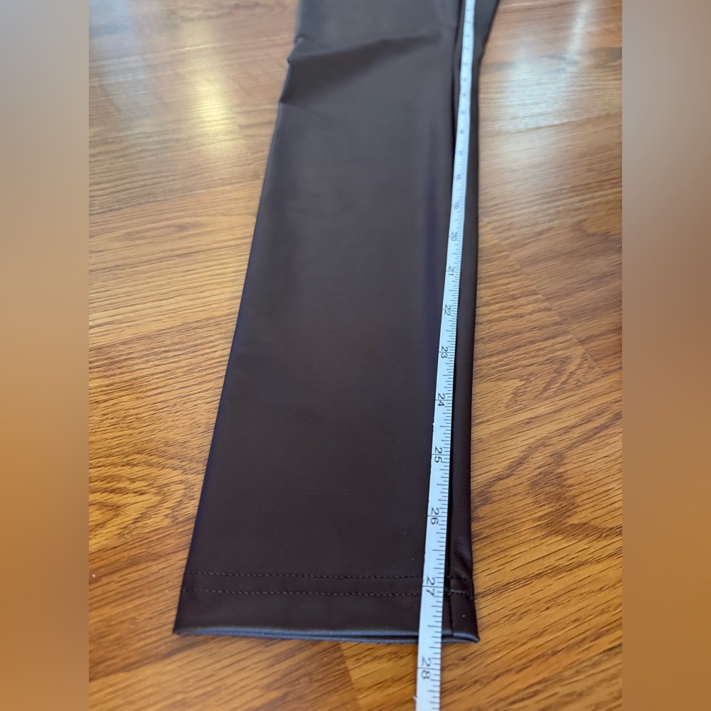 Offline by Aarie Medium Black leggings - Picture 4 of 7